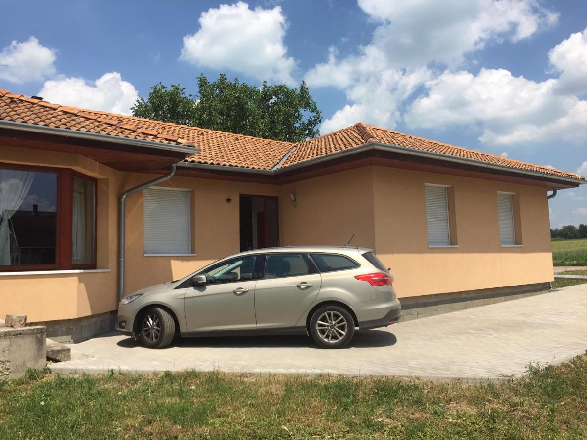 Balatonboglár Bb Szabo Villa מראה חיצוני תמונה